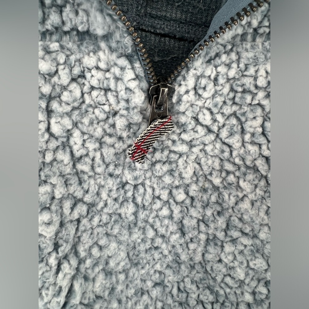 Dylan Frosty Tipped Pile Stadium Blue Fuzzy Faux Fur Pullover Quarter Zi… - Picture 7 of 8